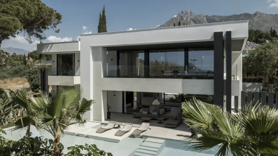 Villa de 5 dormitorios en Marbella, Spain No. 572 № 21