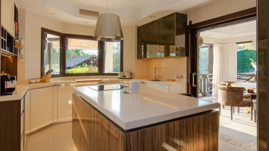 Villa de 5 dormitorios en Nueva Andalucía, Spain No. 1021 № 8