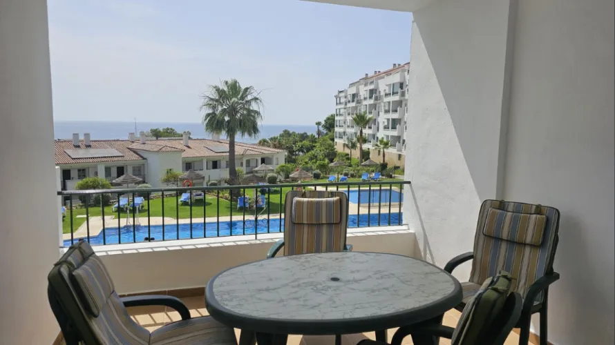 Apartamento de 2 dormitorios en Mijas Costa, Spain No. 1010 № 7