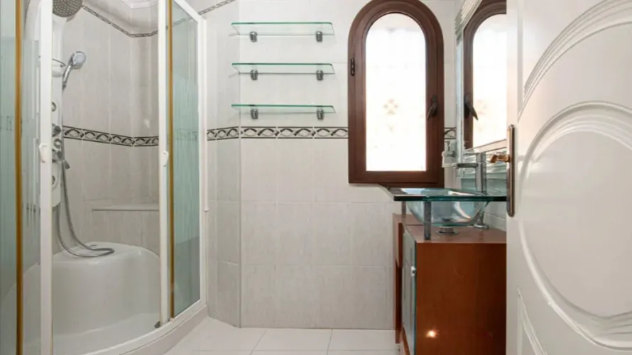 Villa de 5 dormitorios en Mijas, Spain No. 996 № 7