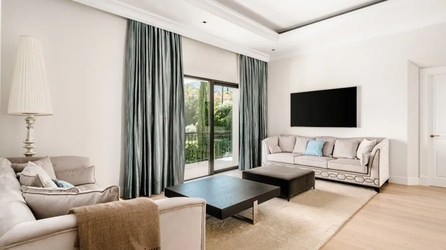 Villa de 7 dormitorios en Marbella, Spain No. 138 № 4