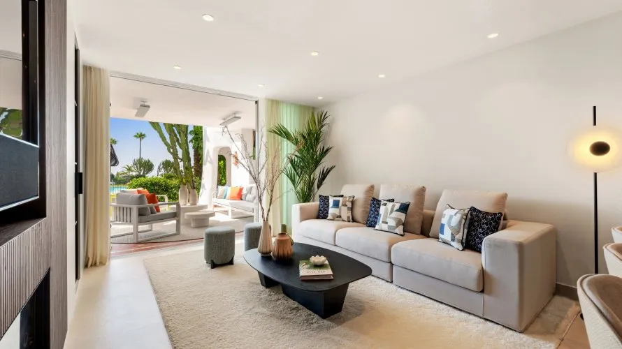 Apartamento de 3 dormitorios en Estepona, Spain No. 665 № 12
