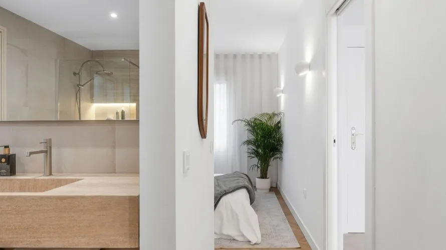 Apartamento de 4 dormitorios en Marbella, Spain No. 475 № 4