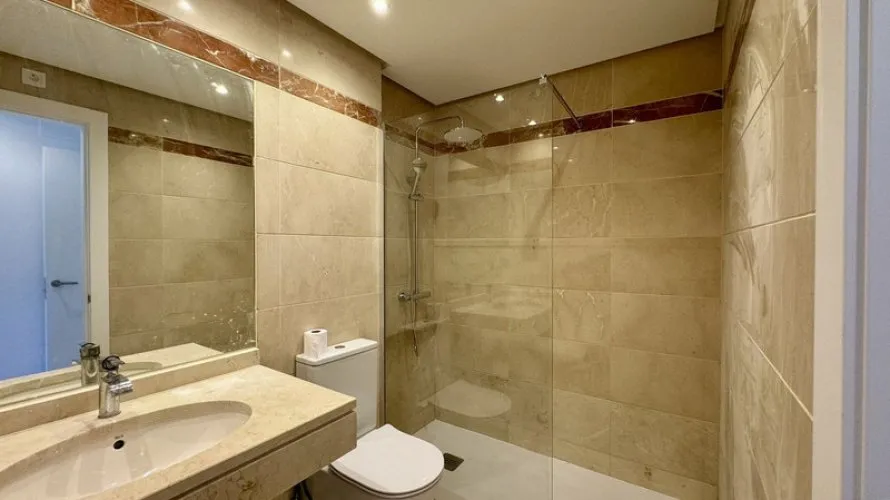 Apartamento de 2 dormitorios en Mijas, Spain No. 629 № 19