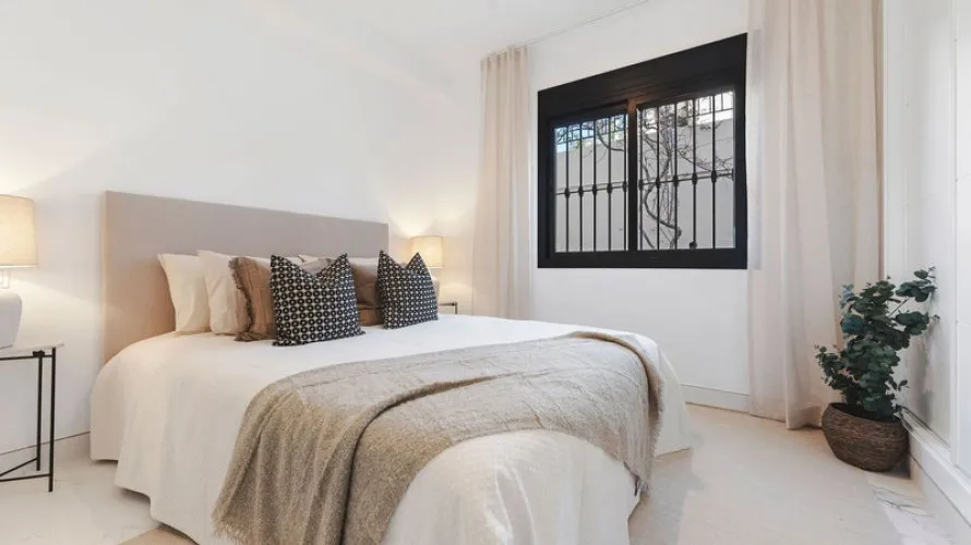 Apartamento de 3 dormitorios en Benahavís, Spain No. 418 № 11