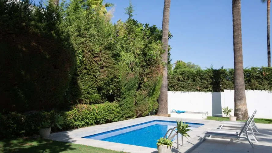 Villa de 4 dormitorios en Marbella, Spain No. 391 № 17