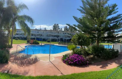 Apartamento de 2 dormitorios en Mijas Costa, Spain No. 1011
