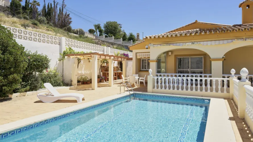Сasa de 4 dormitorios en Benalmádena, Spain No. 1088 № 1