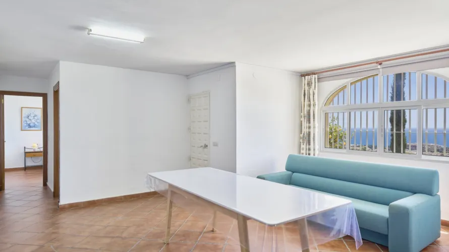 Сasa de 4 dormitorios en Benalmádena, Spain No. 1088 № 14