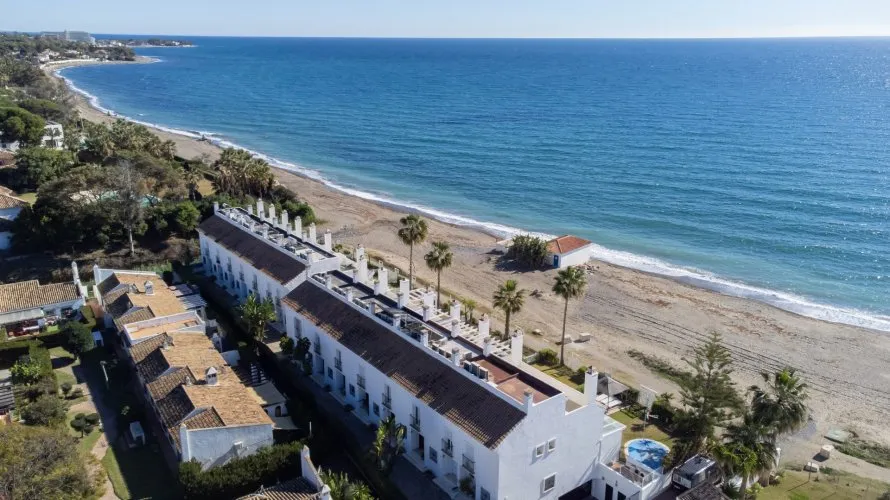 Casa adosada de 3 dormitorios en Estepona, Spain No. 359 № 14