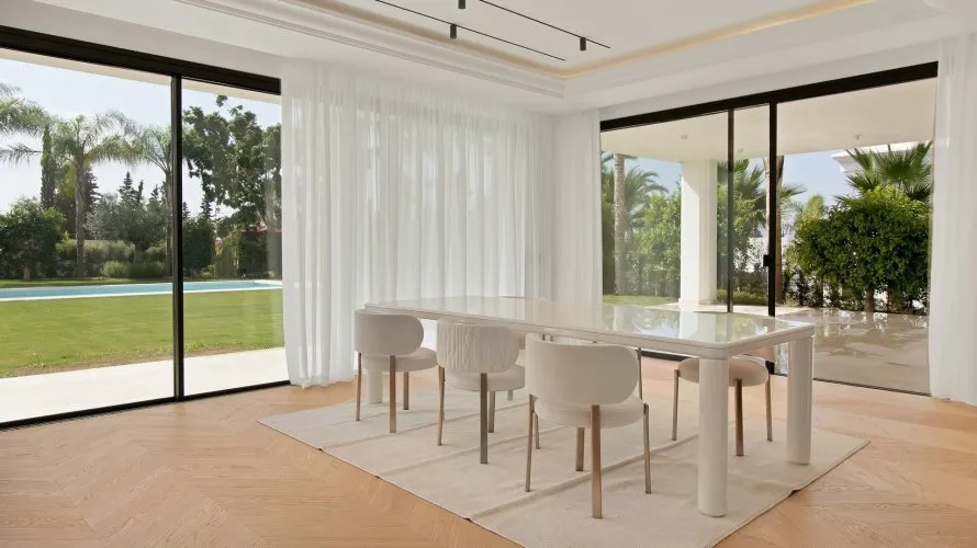 Villa de 6 dormitorios en Marbella, Spain No. 388 № 15