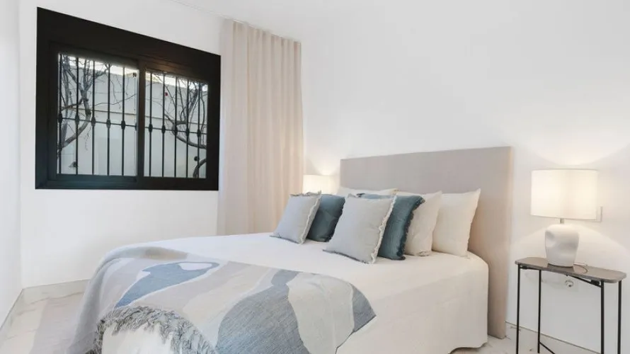 Apartamento de 3 dormitorios en Benahavís, Spain No. 418 № 8