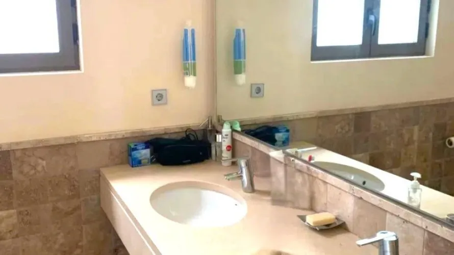 Apartamento de 2 dormitorios en Benahavís, Spain No. 748 № 11
