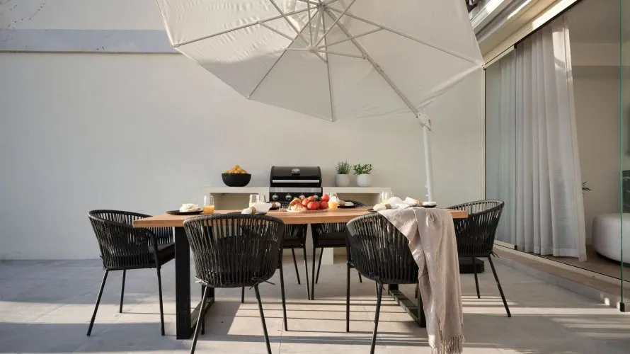 Apartamento de 4 dormitorios en Marbella, Spain No. 475 № 17