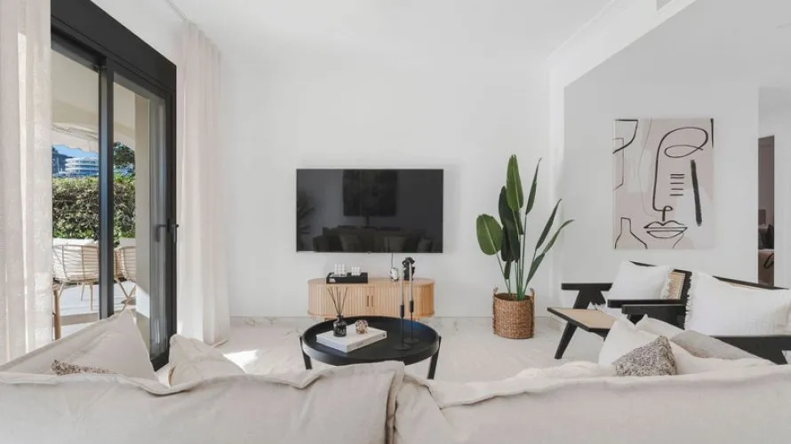 Apartamento de 3 dormitorios en Benahavís, Spain No. 418 № 17
