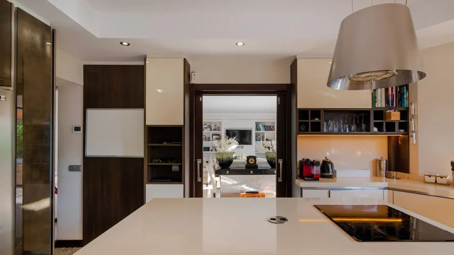 Villa de 5 dormitorios en Marbella, Spain No. 390 № 4