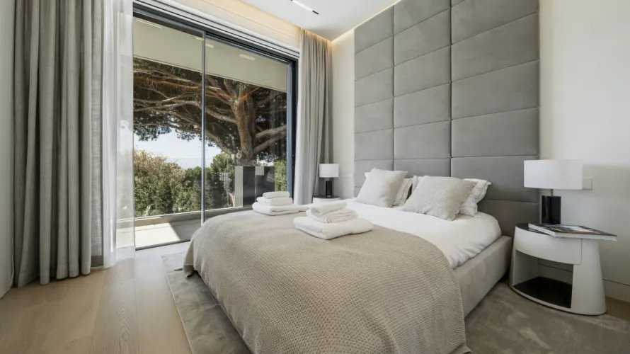 Villa de 5 dormitorios en Marbella, Spain No. 572 № 26