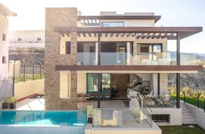 Villa de 4 dormitorios en Benahavís, Spain No. 194
