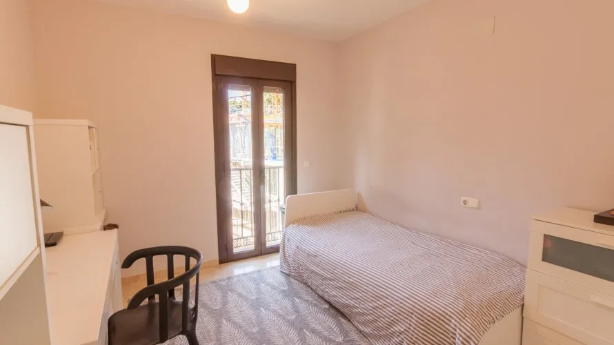 Apartamento de 3 dormitorios en Marbella, Spain No. 301 № 11