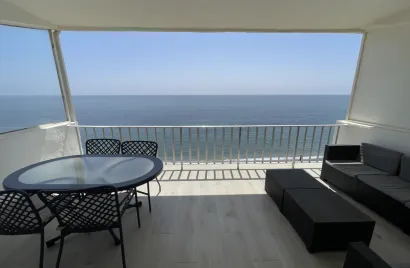 Apartamento de 2 dormitorios en Estepona, Spain No. 669