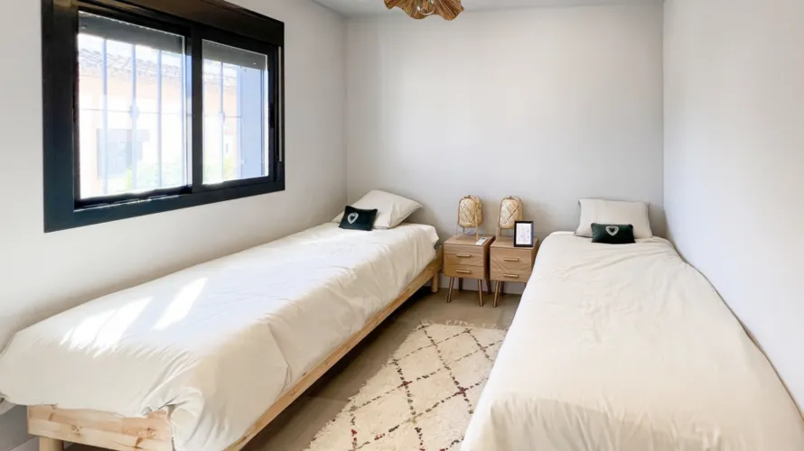 Apartamento de 2 dormitorios en Benahavís, Spain No. 670 № 6