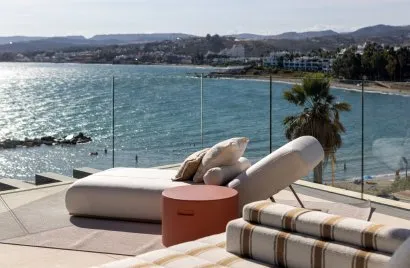 Apartamento de 2 dormitorios en Estepona, Spain No. 471