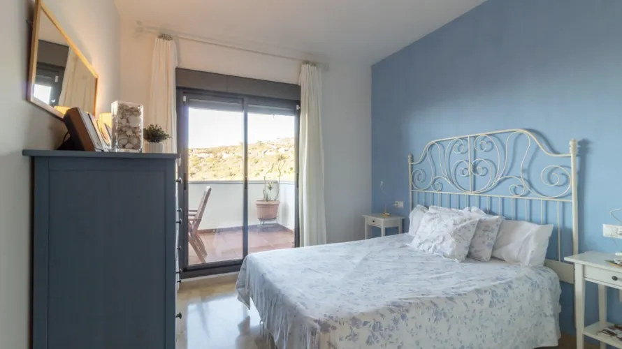 Apartamento de 2 dormitorios en Manilva, Spain No. 640 № 11