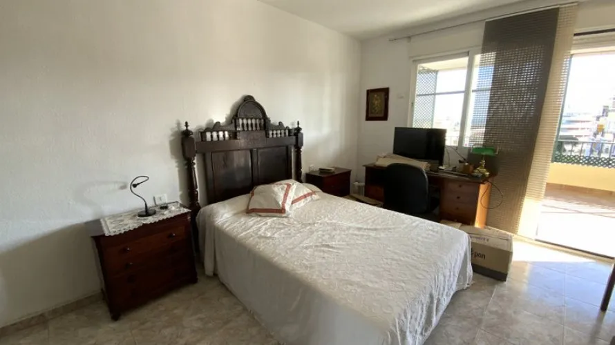 Ático de 3 dormitorios en Marbella, Spain No. 492 № 6