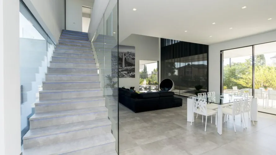 Villa de 4 dormitorios en Estepona, Spain No. 372 № 21