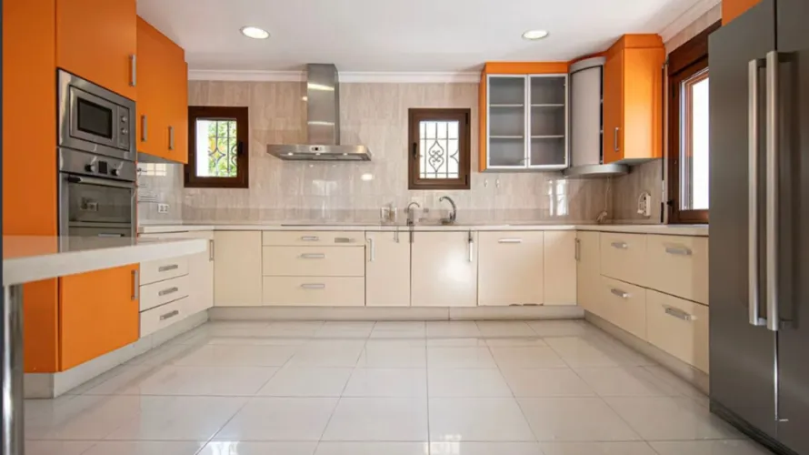 Villa de 5 dormitorios en Mijas, Spain No. 996 № 16