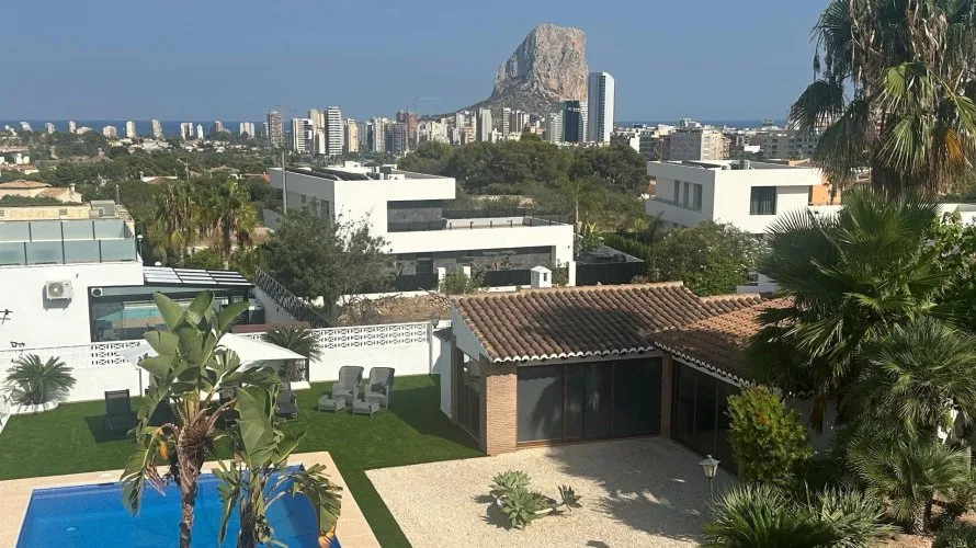 Villa de 6 dormitorios en Calpe, España No. 1550 № 23