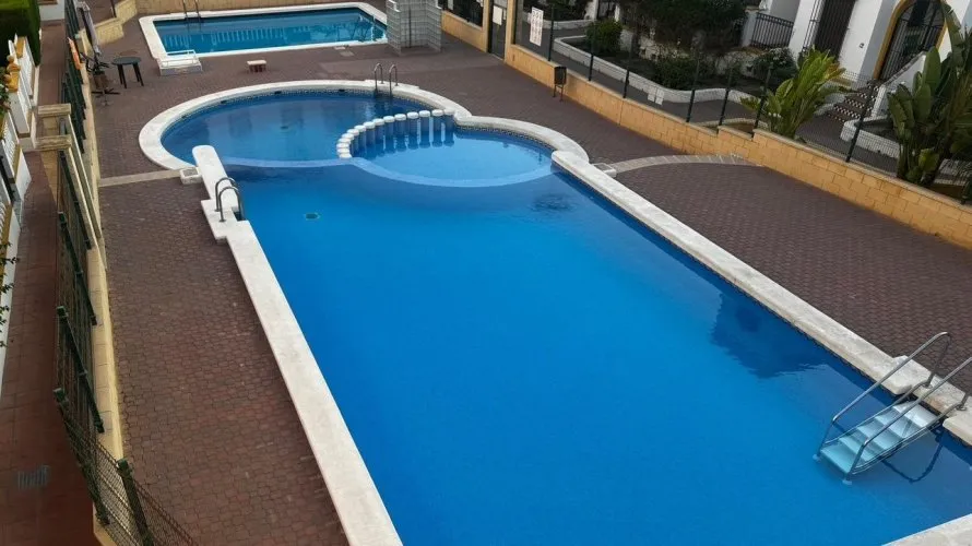 Apartamento de 3 dormitorios en Torrevieja, España No. 2131 № 22
