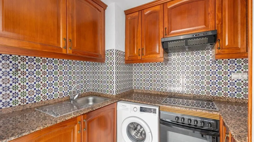 Apartamento de 2 dormitorios en Torrevieja, España No. 2357 № 12