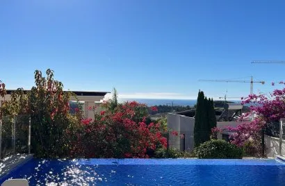Villa de 3 dormitorios en Finestrat, España No. 1826