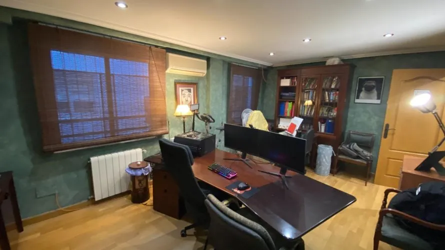 Apartamento de 4 dormitorios en Alicante, España No. 2038 № 12
