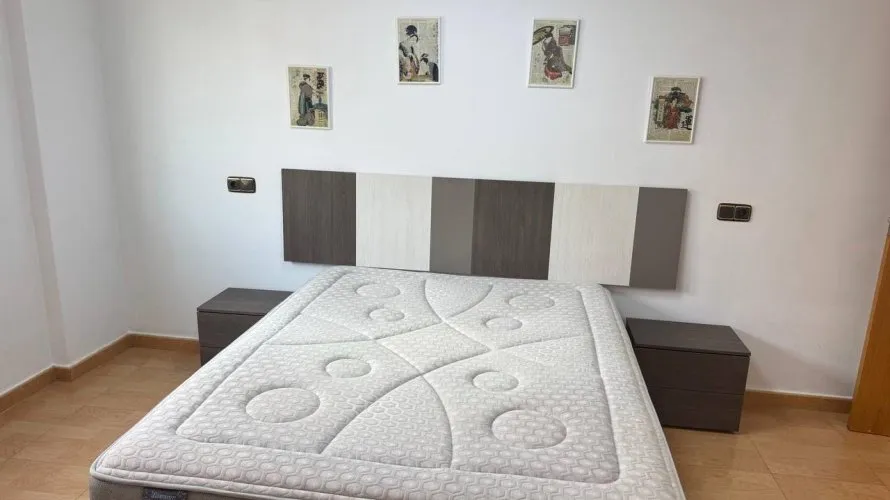 Apartamento de 3 dormitorios en Torrevieja, España No. 2572 № 1