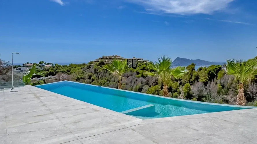 Villa de 4 dormitorios en Zona Altea Hills, Spain No. 2208 № 25