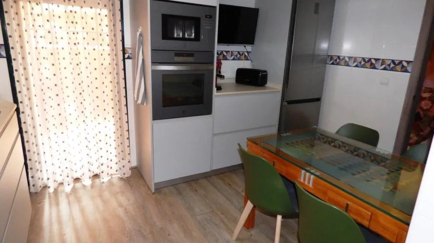 Сasa de 4 dormitorios en Alicante, España No. 2626 № 22
