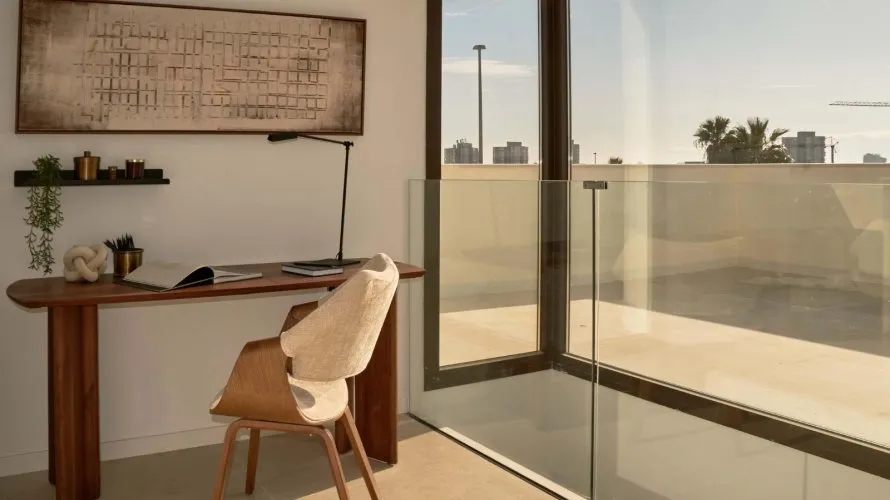 Apartamento de 4 dormitorios en Alicante, España No. 2472 № 13