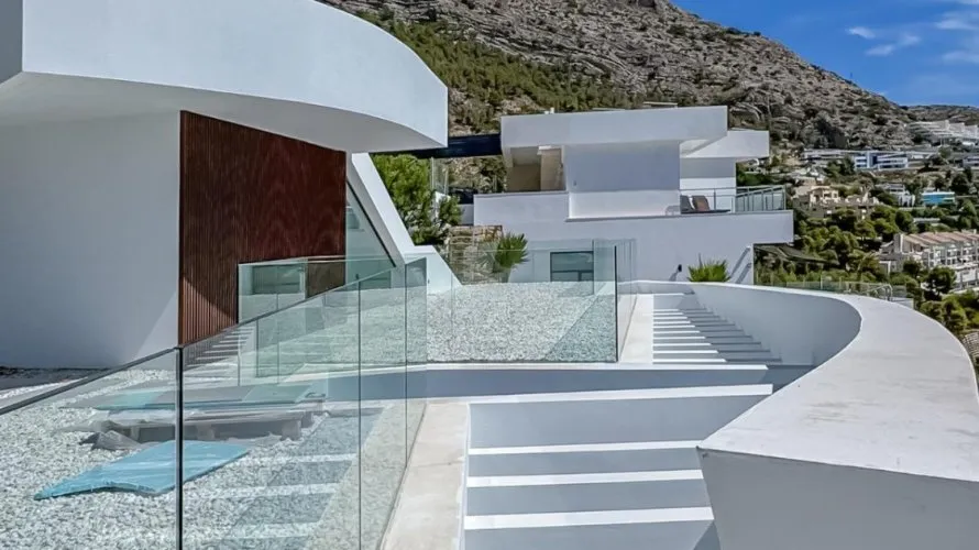 Villa de 4 dormitorios en Zona Altea Hills, Spain No. 2208 № 1
