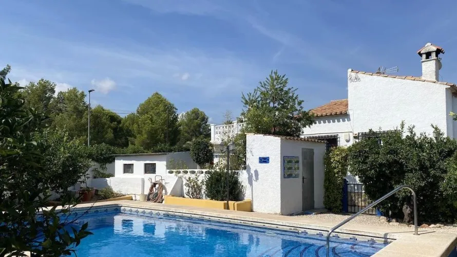 Villa de 4 dormitorios en L'Alfàs del Pi, España No. 1799 № 8