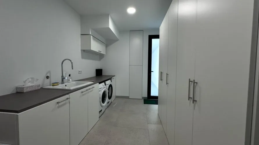 Villa de 691m² en Finestrat, España No. 2060 № 18