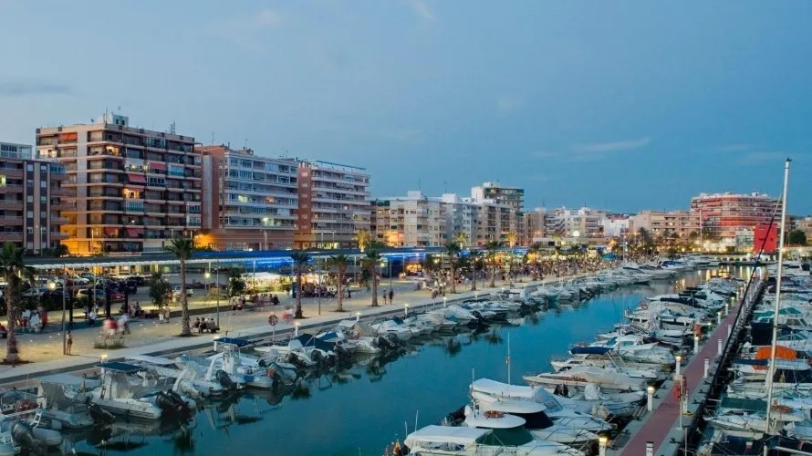 Apartamento de 2 dormitorios en Gran Alacant, España No. 1806 № 22