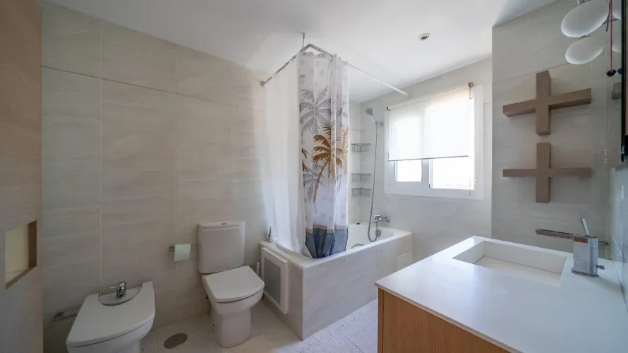 Apartamento de 4 dormitorios en Calpe, España No. 2210 № 19