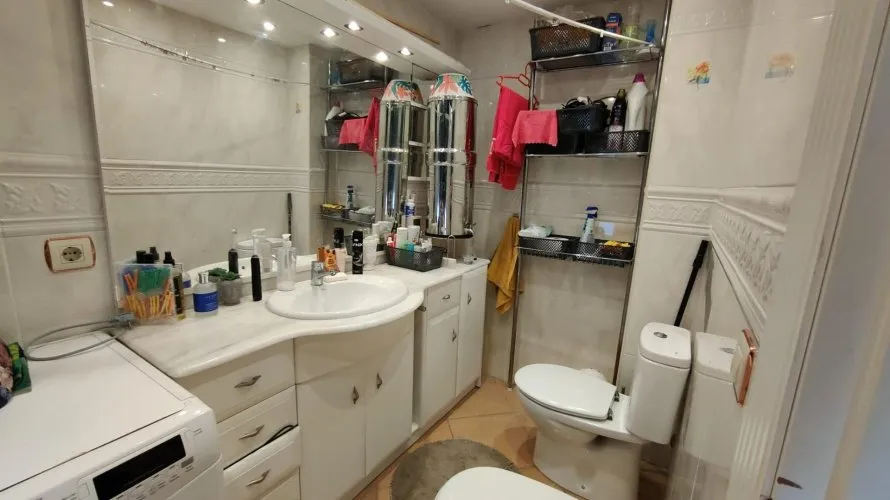Apartamento de 2 dormitorios en Benidorm, España No. 1535 № 20