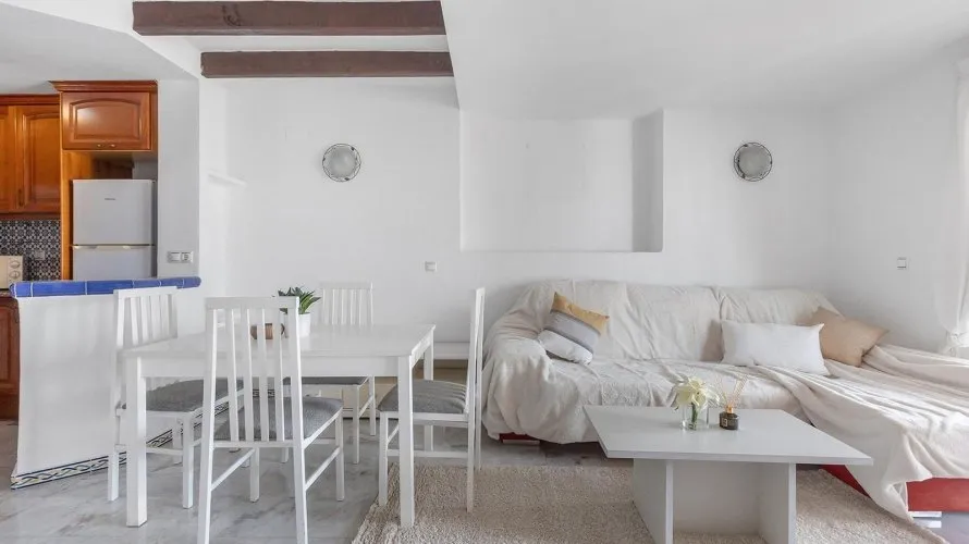 Apartamento de 2 dormitorios en Torrevieja, España No. 2431 № 25