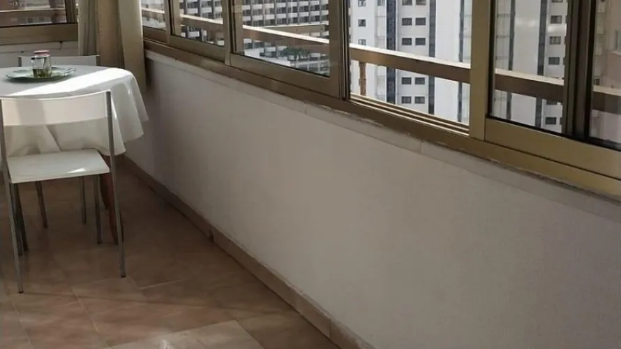 Apartamento de 1 dormitorio en Benidorm, España No. 2018