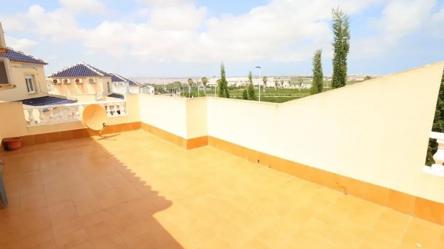 Сasa de 3 dormitorios en Los Balcones, España No. 2707 № 3