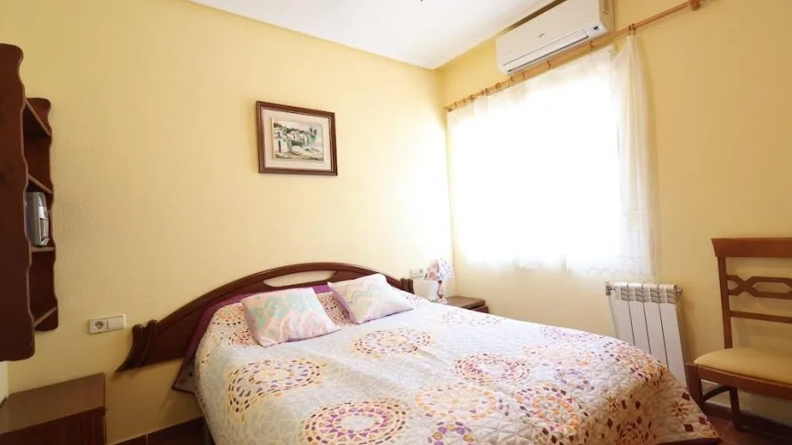 Apartamento de 4 dormitorios en Playa Flamenca II, España No. 1982 № 12