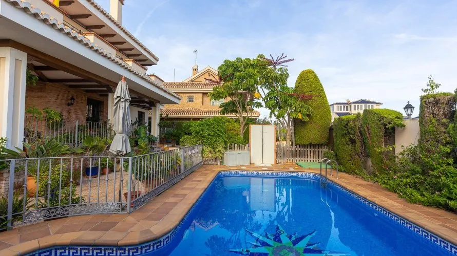 Villa de 6 dormitorios en La Veleta, España No. 2288 № 3